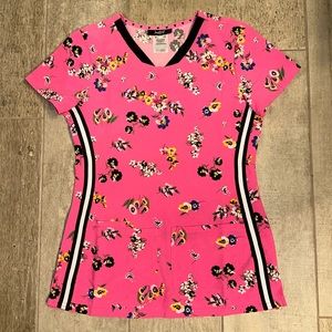 Heartsoul floral scrub top XS